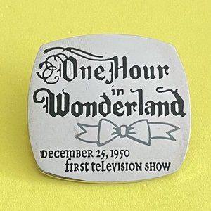 Countdown Millennium One Hour in Wonderland First Television Show Disney Pin 376
